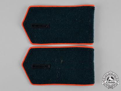 germany._a_set_of_volunteer_russian_liberation_army_em’s_shoulder_straps_c18-018245