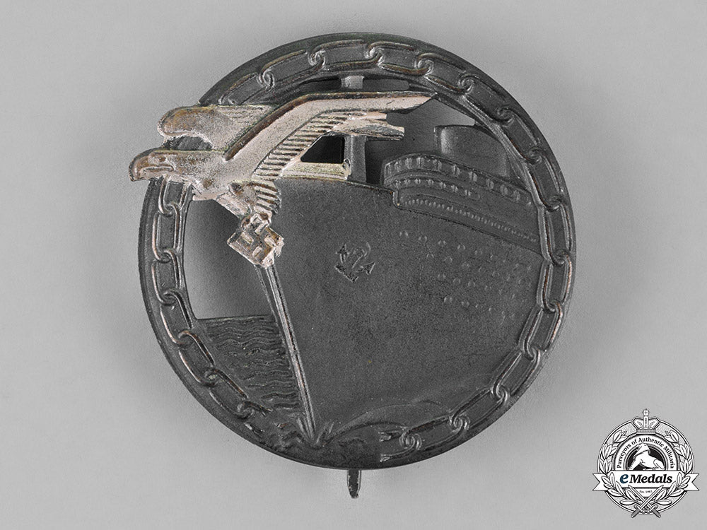 germany,_kriegsmarine._a_cased_mint_set_of_blockade_runner_badges_by_schwerin_of_berlin_c18-018275
