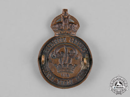 canada._a_princess_patricia's_canadian_light_infantry_cap_badge,_c.1940_c18-018382
