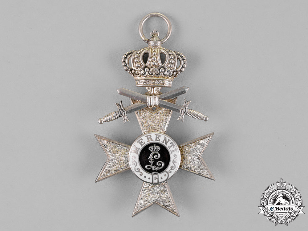 bavaria,_kingdom._two_military_merit_crosses,_crown&_swords,_c.1917_c18-018710