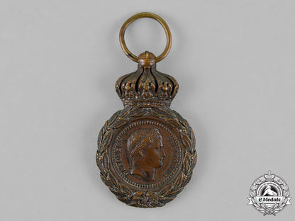 france,_republic._a_lot_of_three_medals&_awards_c18-018736