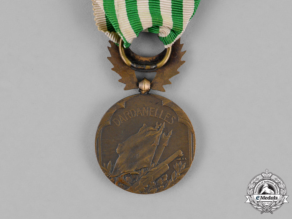 france,_republic._a_lot_of_three_medals&_awards_c18-018740