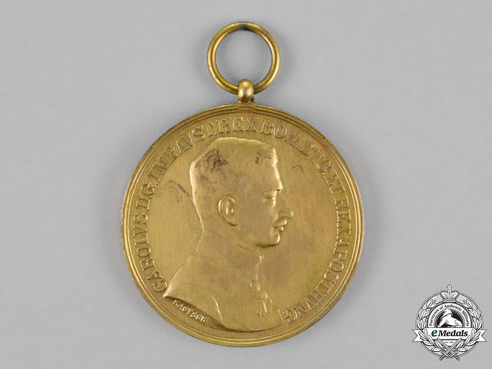 austria,_imperial._a_bravery_medal,_gold_grade_with_second_award_clasp,_c.1917_c18-018796