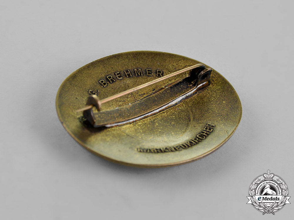 germany,_radwj._a_national_labour_service_of_the_female_youths_service_brooch_by_g._brehmer_c18-019141