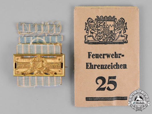 bavaria,_kingdom._a25-_year_fire_brigade_long_service_decoration_c18-019178