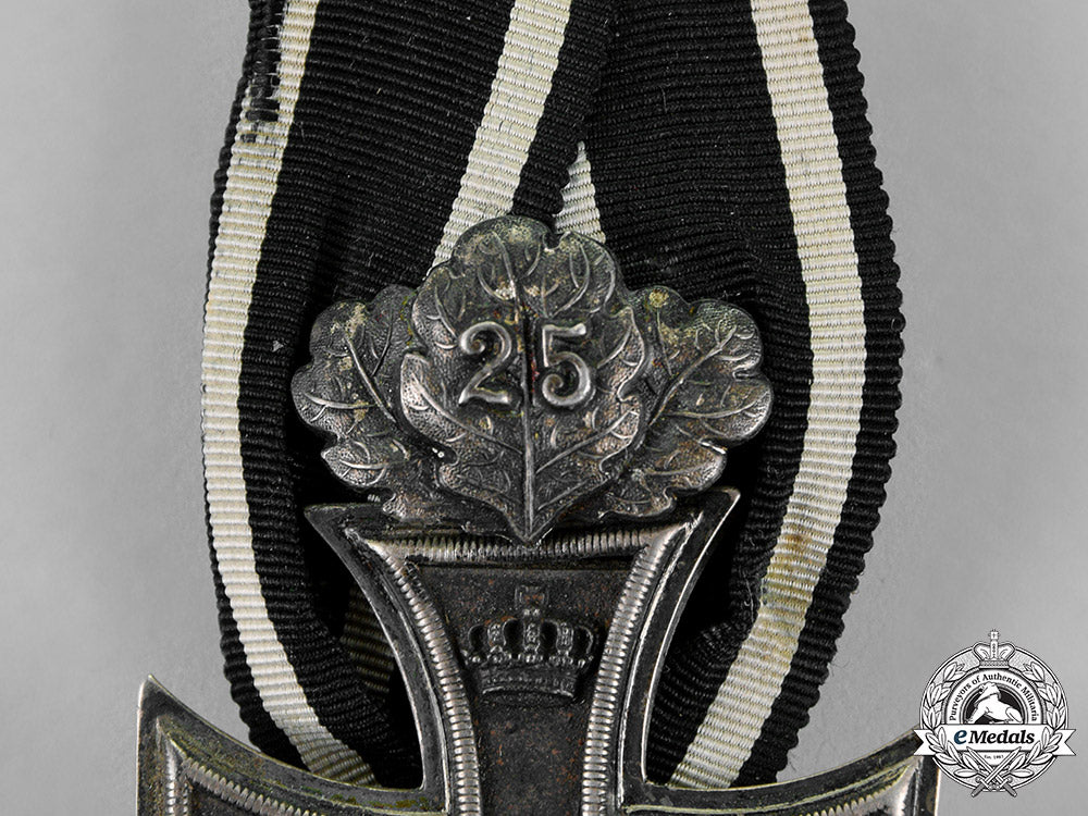 germany,_empire._an1870_iron_cross_second_class_with25_years_jubilee_spange_c18-019222
