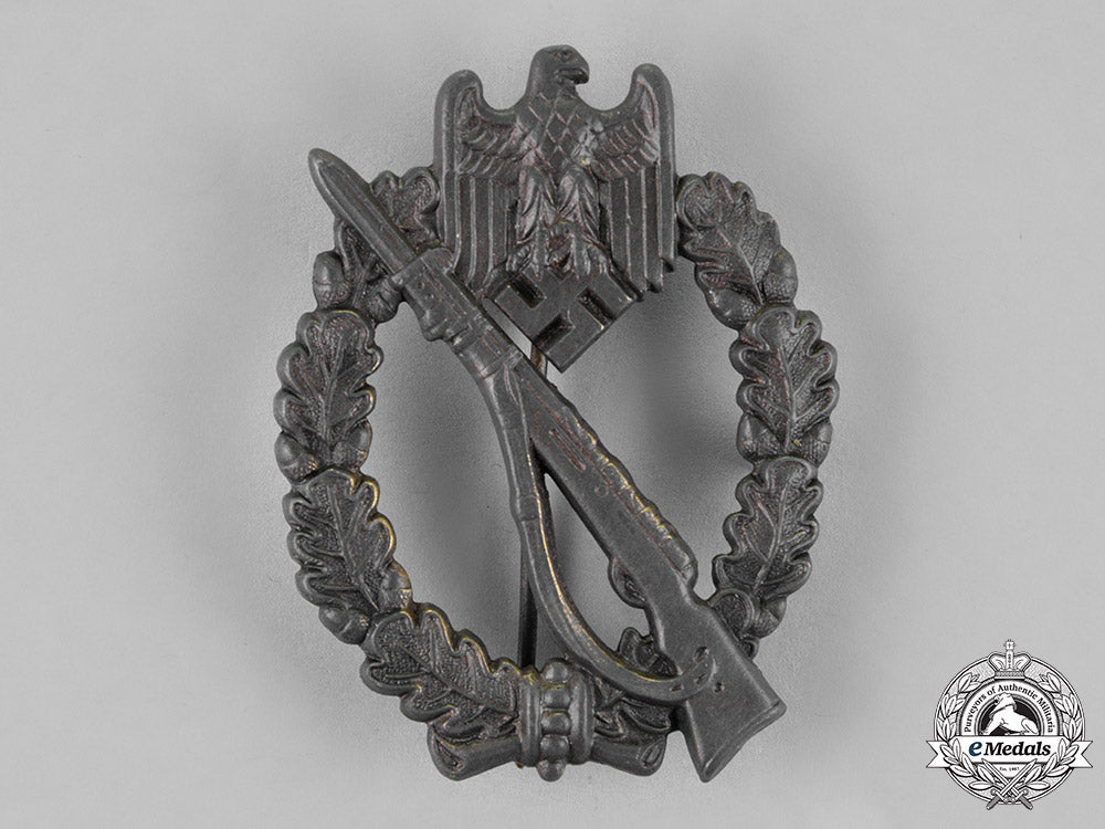 germany,_wehrmacht._an_infantry_assault_badge,_bronze_grade_c18-019380