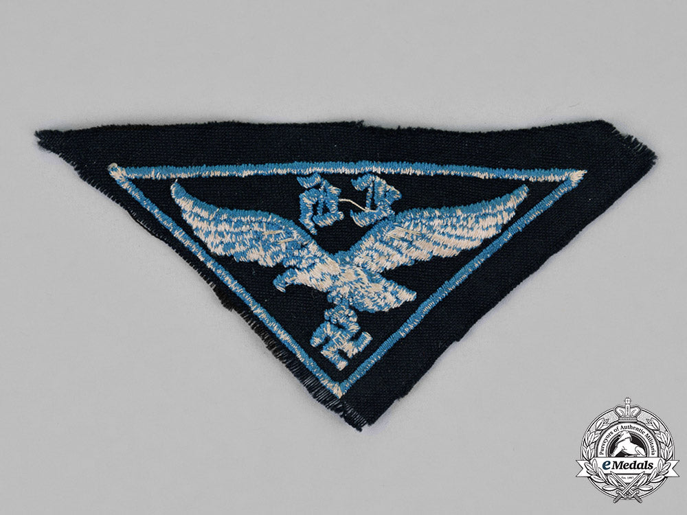 germany._a_luftwaffe_flak_anti-_aircraft_battery_helper’s_patch_c18-019399