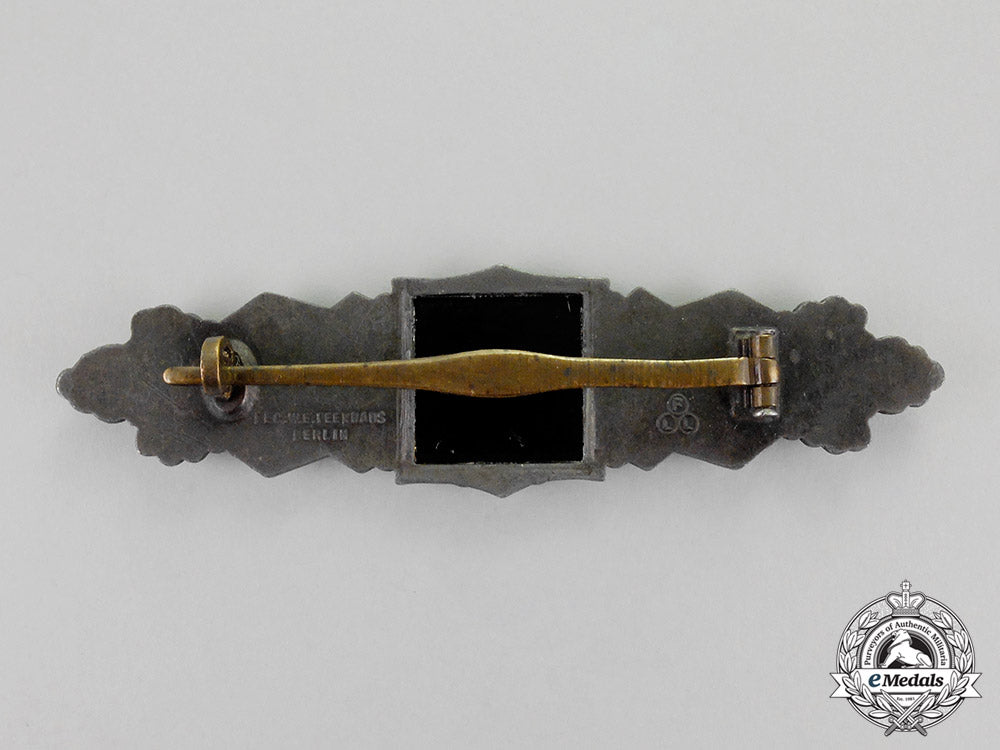 germany,_third_reich._a_close_combat_clasp,_bronze_grade,_by_friedrich_linden,_lüdenscheid_c18-0194