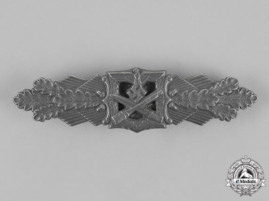 germany,_wehrmacht._a_close_combat_clasp,_silver_grade,_by_friedrich_linden_of_lüdenscheid_c18-019418_1