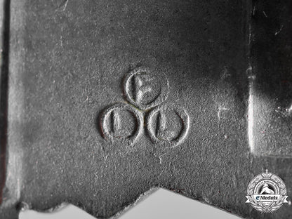 germany,_wehrmacht._a_close_combat_clasp,_silver_grade,_by_friedrich_linden_of_lüdenscheid_c18-019425_1