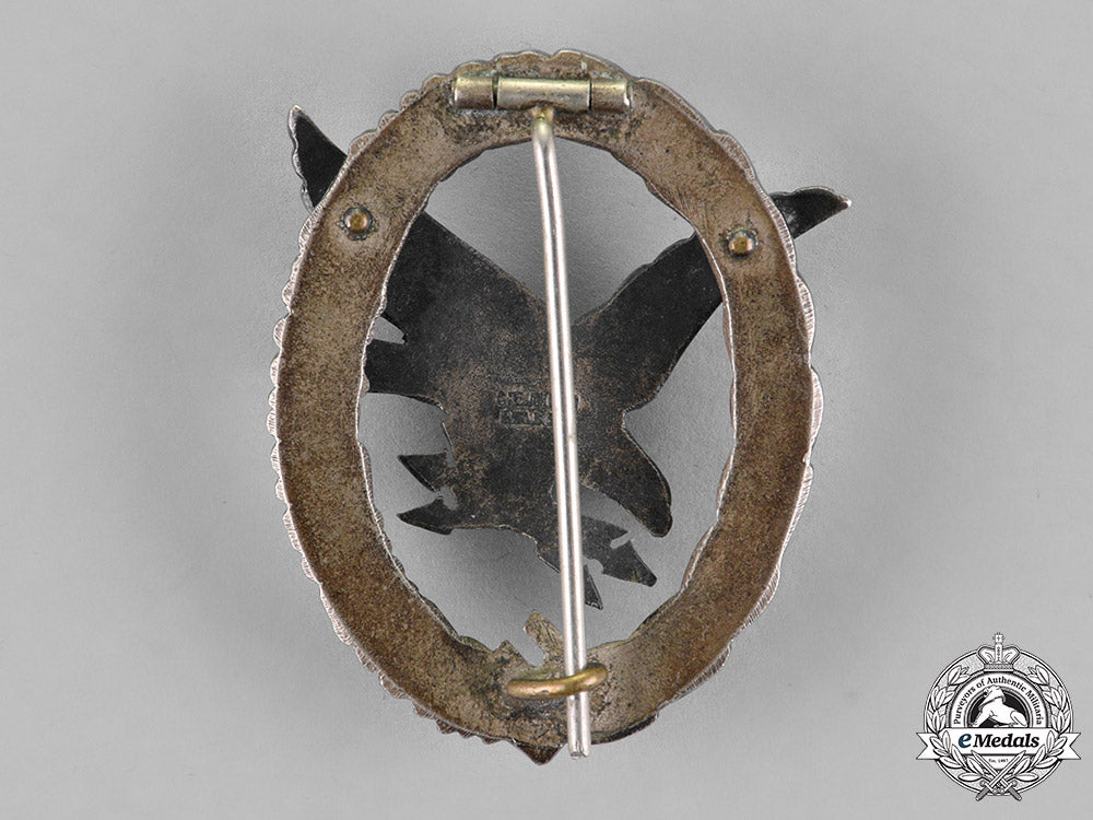 germany,_luftwaffe._a_radio_operator_badge,_by_juncker_c18-019433_1_1