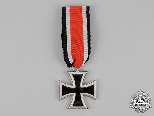 germany._an_iron_cross1939_second_class_c18-019456