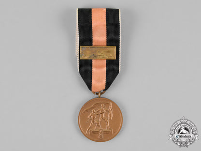 germany._a1938_entry_into_the_sudetenland_commemorative_medal_in_its_presentation_case_of_issue_c18-019482