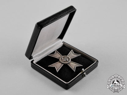 germany._a_war_merit_cross_first_class_without_swords_in_its_presentation_case_of_issue_c18-019570