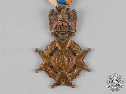 united_states._a_national_society_of_the_sons_of_the_american_revolution_badge_c18-019618
