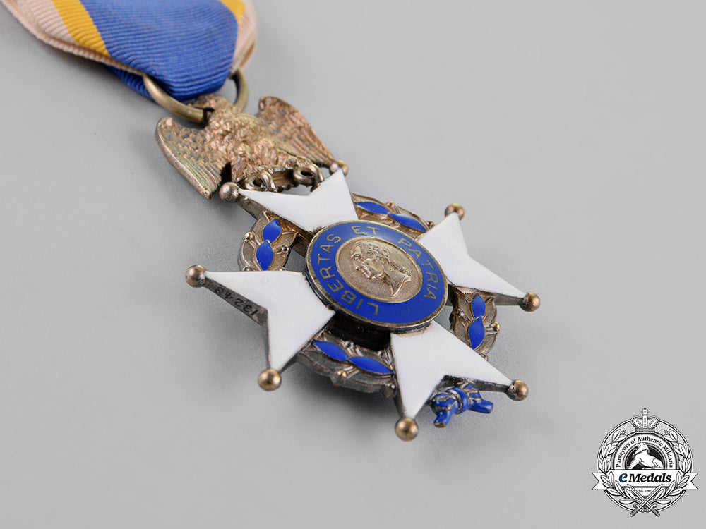 united_states._a_national_society_of_the_sons_of_the_american_revolution_membership_badge_c18-019642_1