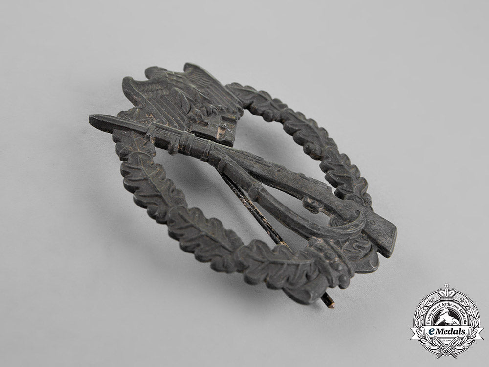germany,_wehrmacht._an_infantry_assault_badge,_silver_grade_c18-019751
