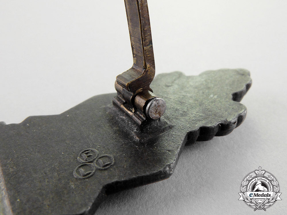 germany,_third_reich._a_close_combat_clasp,_bronze_grade,_by_friedrich_linden,_lüdenscheid_c18-0198