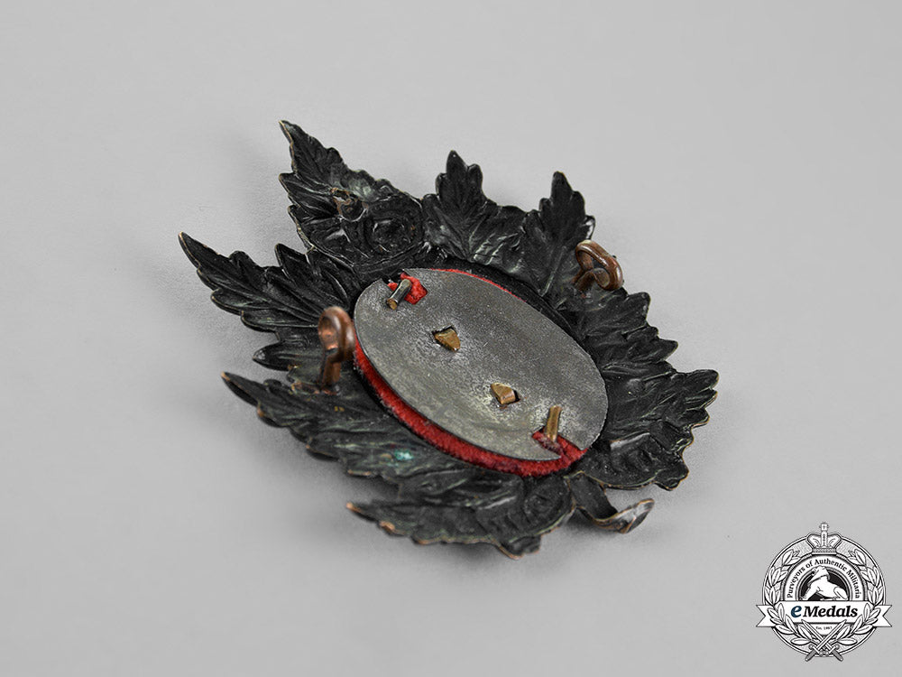 canada._a_victorian2_nd_regiment_queen's_own_rifles_cap_badge,_c.1890_s_c18-019859_1