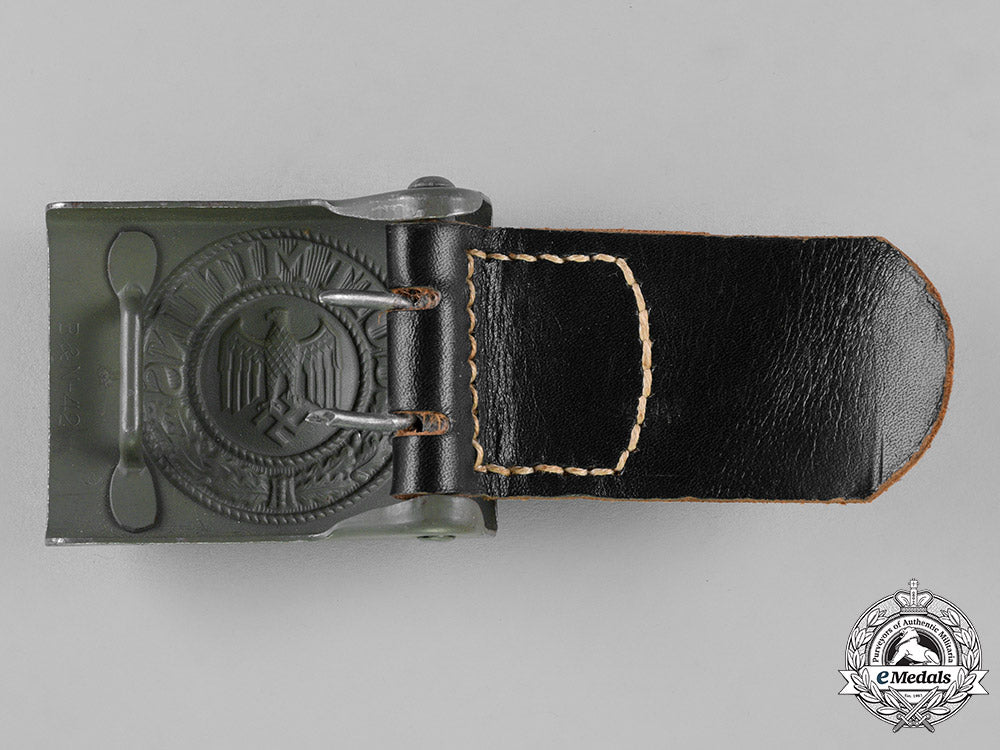 germany,_wehrmacht._a_standard_service_belt_buckle,_by_berg&_nolte,_c.1942_c18-019913