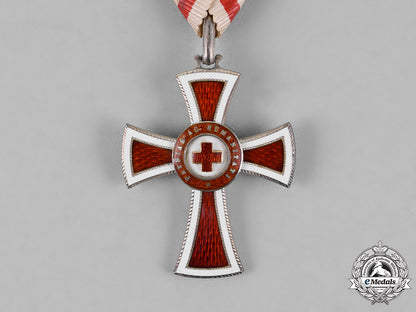 austria,_empire._an_honour_decoration_of_the_red_cross,_second_class_cross,_c.1917_c18-020000