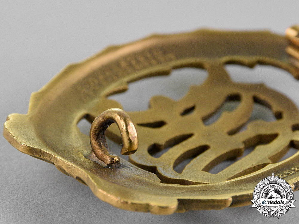 germany._a_dra_bronze_grade_sports_badge_by_wernstein_of_jena_c18-020144