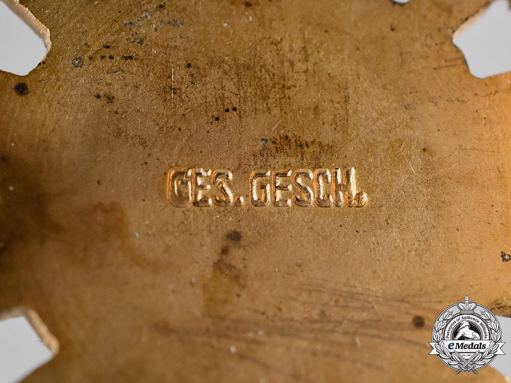 prussia._a_veteran’s_association_long_service_award,_with_swords_c18-020271