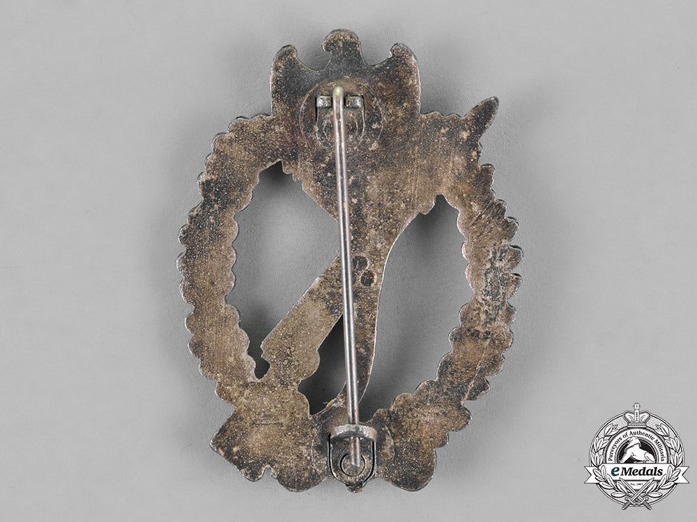 germany,_wehrmacht._an_infantry_assault_badge,_silver_grade,_by_friedrich_linden,_lüdenscheid_c18-020278