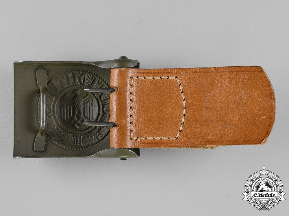 germany,_wehrmacht._a_tropical_drk_heer_standard_issue_belt_buckle_c18-020295