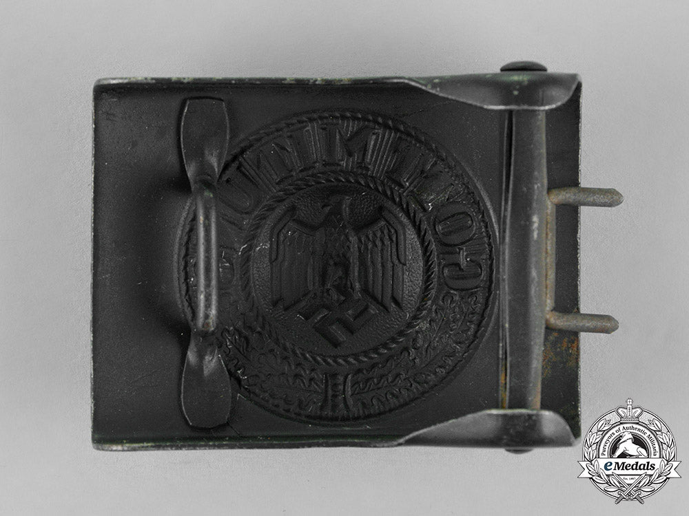 germany,_kriegsmarine._a_mint_standard_issue_belt_buckle_c18-020303