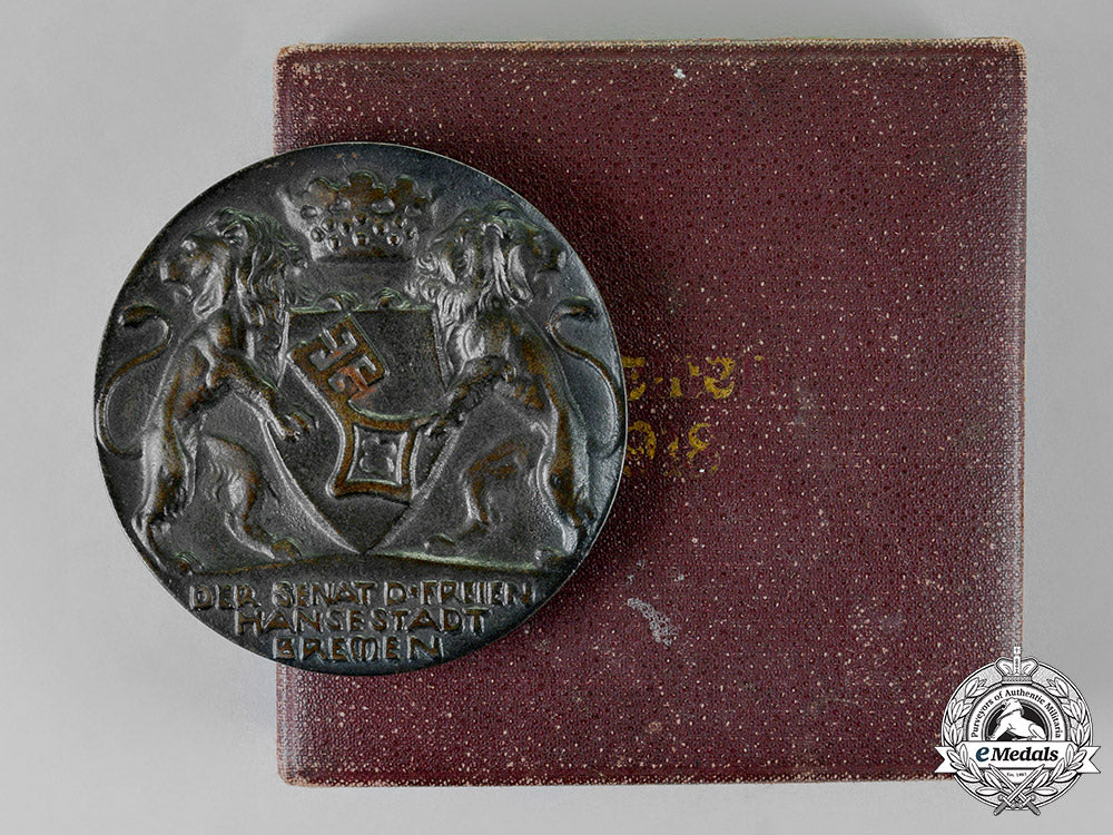 germany._a_cased1918_military_sports_table_medal_of_the_free_hanseatic_city_of_bremen_c18-020307_2_1
