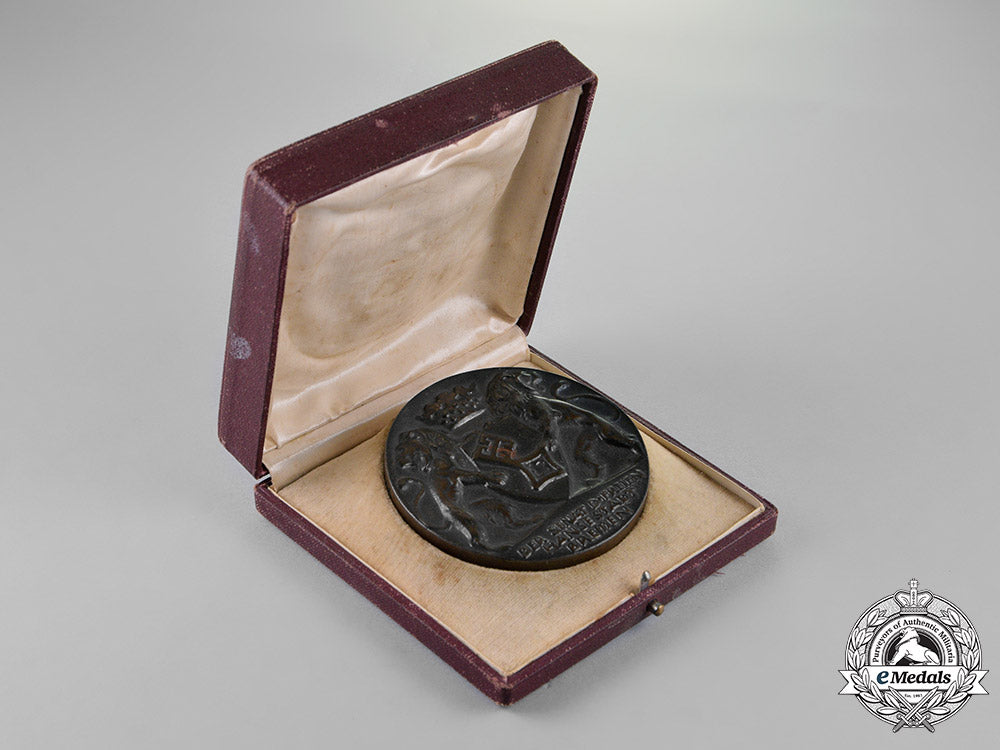 germany._a_cased1918_military_sports_table_medal_of_the_free_hanseatic_city_of_bremen_c18-020315_2_1