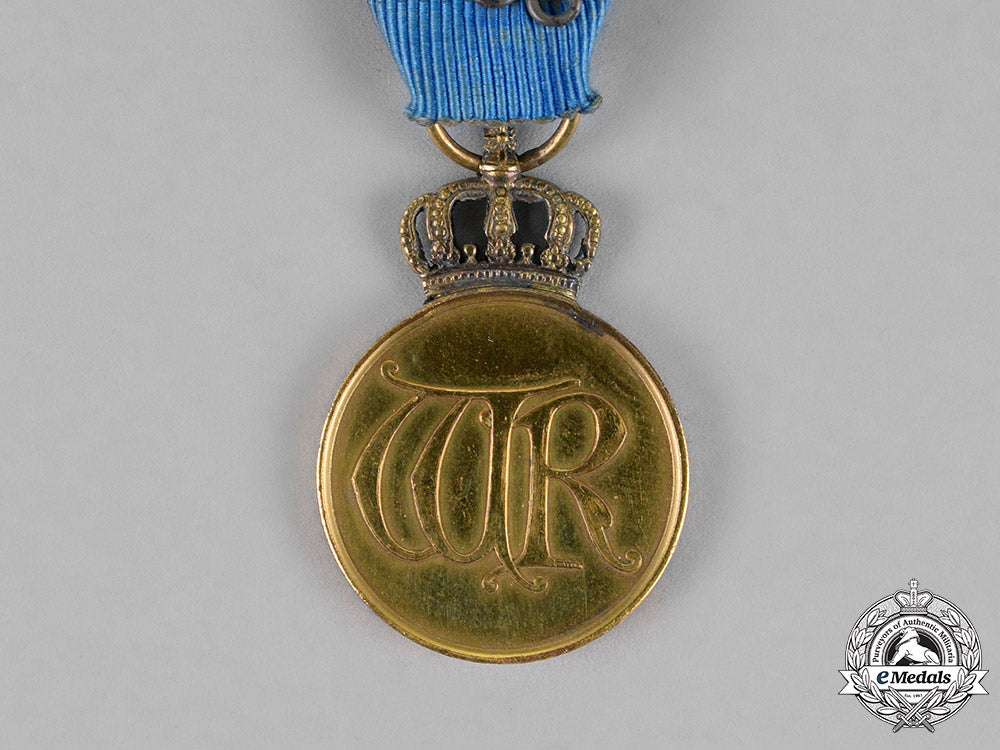 prussia,_state._a_royal_crown_order_medal,_first_pattern,_with_open_crown_c18-020416