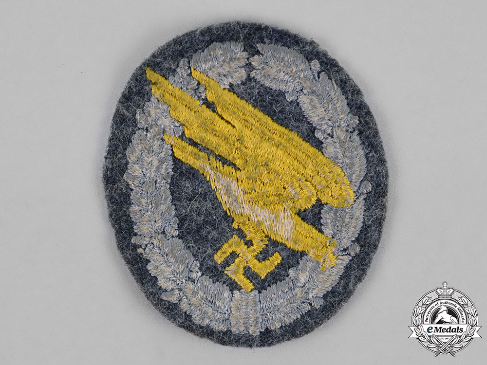 germany,_luftwaffe._a_fallschirmjäger_badge,_cloth_version_c18-020488