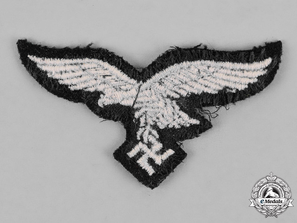 germany,_luftwaffe._a_paratroop_panzer_division“_hermann_göring”_cap_eagle_c18-020516