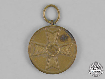 germany._a_grouping_of_a_war_merit_cross_second_class_and_merit_medal_c18-020525