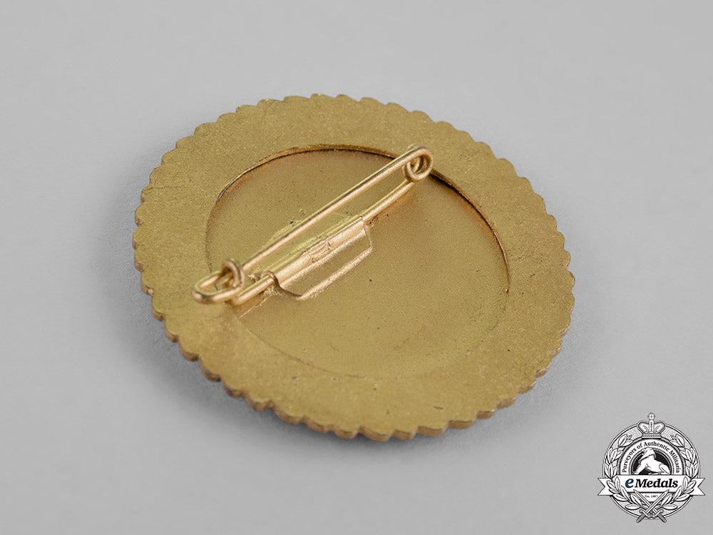 austria,_tyrol.a_pistol_marksmanship_competition_award,_c.1942_c18-020551