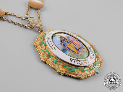 india,_state_of_patiala._an_order_of_krishna,_collar_with_badge,_c.1936_c18-020579_1_1