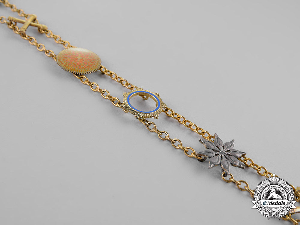 india,_state_of_patiala._an_order_of_krishna,_collar_with_badge,_c.1936_c18-020580_1_1