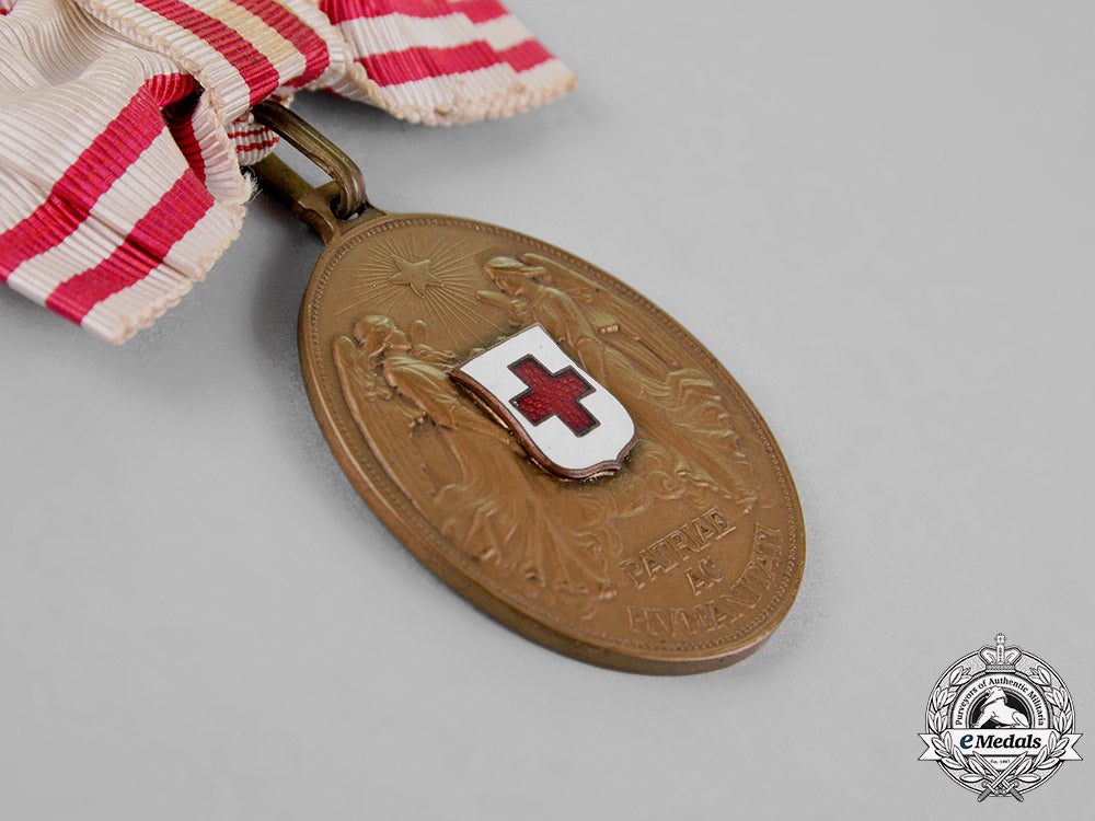 austria,_empire._an_honour_decoration_of_the_red_cross,_bronze_medal,_ladies_ribbon_c18-020603