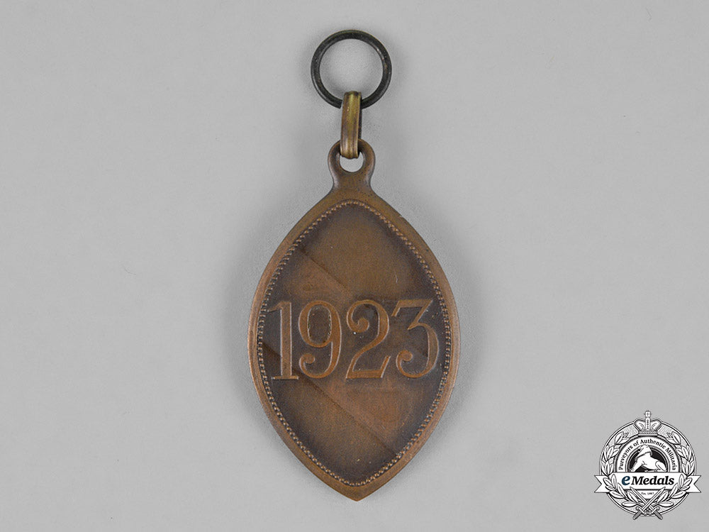 austria,_first_republic._an_honour_decoration_of_the_red_cross,_bronze_medal,_c.1925_c18-020623