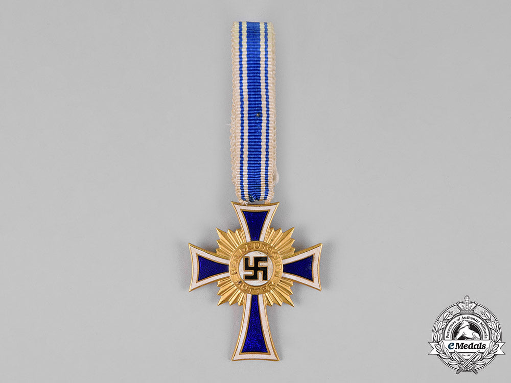 germany._a_cross_of_honour_of_the_german_mother,_first_class_c18-020666