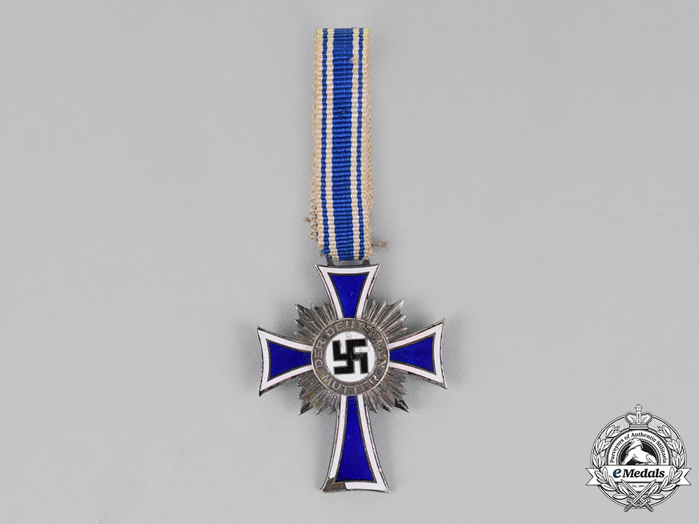 germany._a_cross_of_honour_of_the_german_mother,_second_class_c18-020675