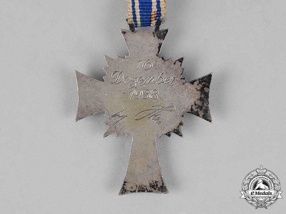 germany._a_cross_of_honour_of_the_german_mother,_second_class_c18-020677