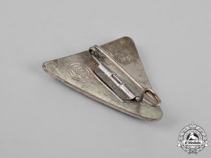 germany._a_national_socialist_women’s_league_membership_badge,_third_type,_by_karl_pichl_c18-020708