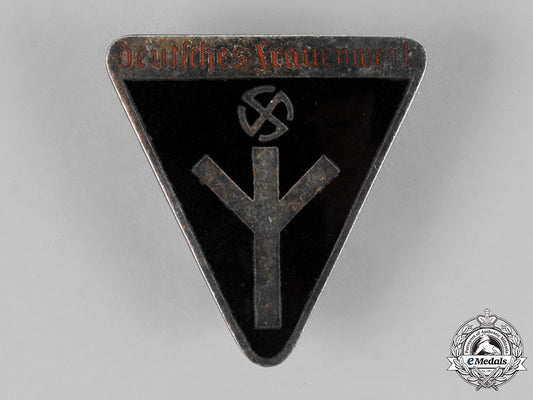 germany._a_national_socialist_women’s_league_membership_badge,_third_type,_by_ferdiand_wagner_c18-020712