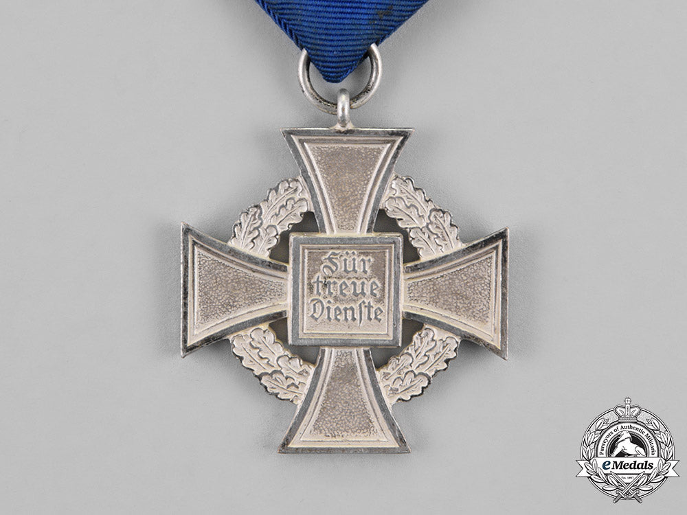 germany._a_civil_faithful_service_medal_for25_years_of_service_c18-020717
