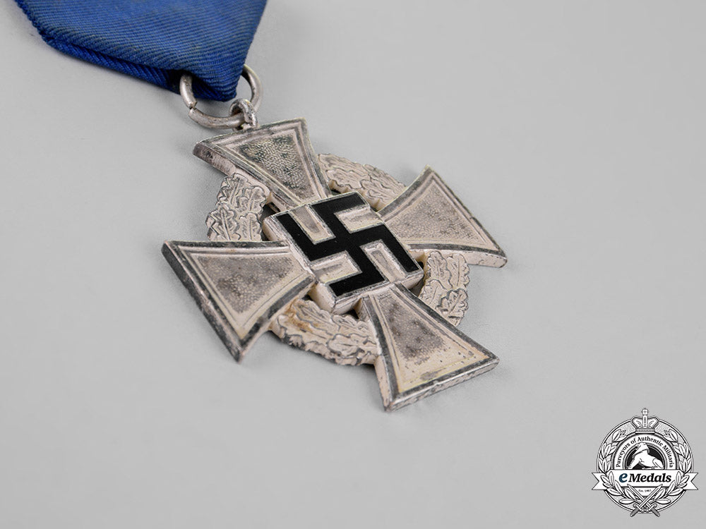 germany._a_civil_faithful_service_medal_for25_years_of_service_c18-020718
