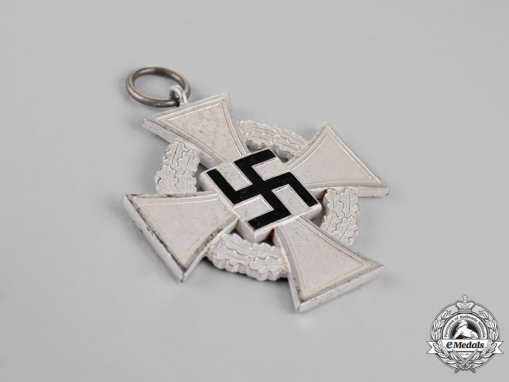 germany._a_civil_faithful_service_medal_for25_years_of_service_c18-020733